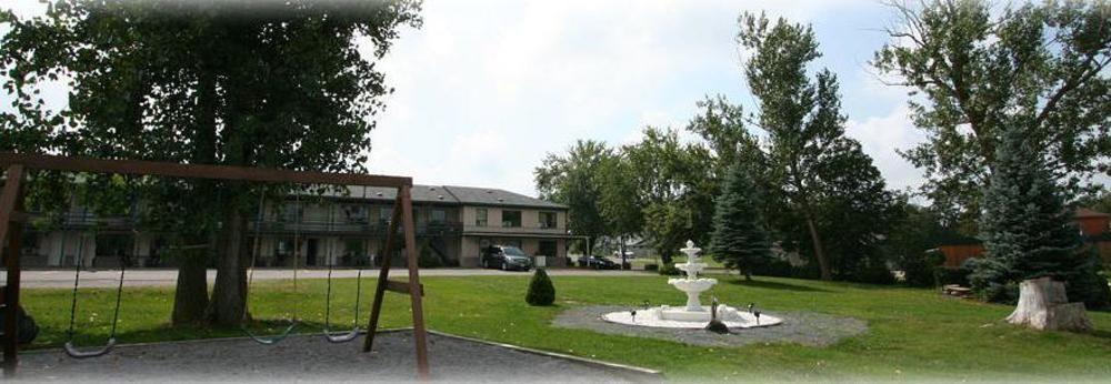 Campbellford River Inn Екстер'єр фото